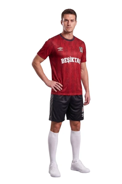 BEŞİKTAŞ ORİJİNAL LİSANSLI UMBRO SİYAH-KIRMIZI SET FORMA ürün görseli 1