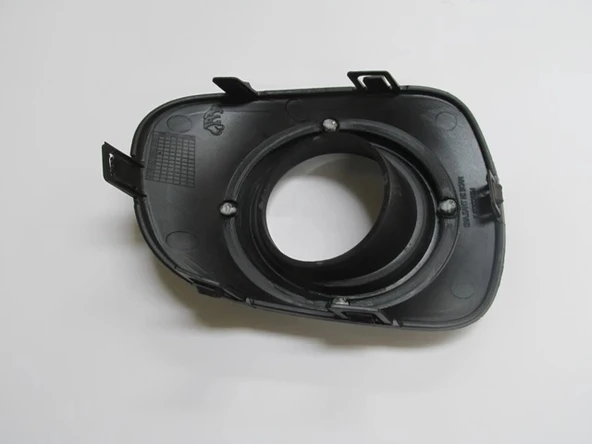 Mitsubishi L200 2010-2013 Pickup Sis Lamba Kapağı Sol Delikli (Üst Çerçevesi Nikelajlı) (Fpı) (Oem No: 140-2062E) ürün görseli 1