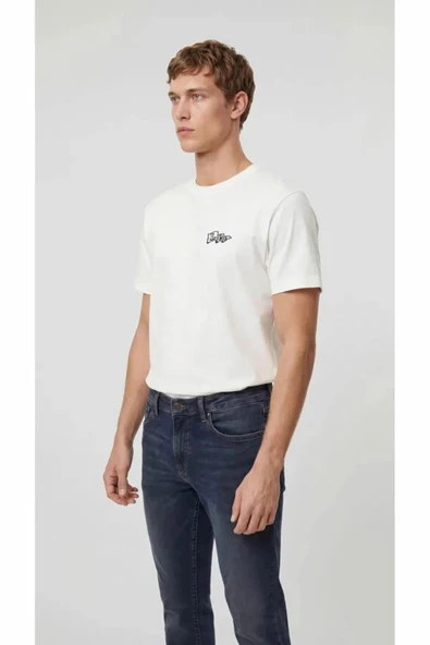 Lee Grafik Logo Erkek T-shirt LN388680102 ürün görseli 1