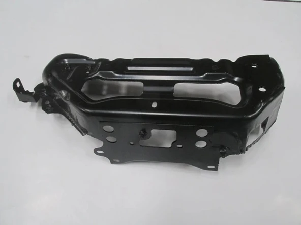Toyota Yaris 2011-2016 Far Yuva Sacı Sol (Tw) (Oem No: 53202-52906) ürün görseli 1