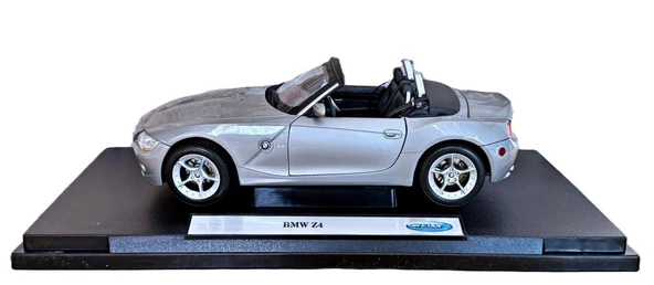 1:18 Welly BMW Z4 Model Araba ürün görseli 1