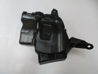 Renault Symbol 2013-2021 Karter Muhafaza Plastiği Sağ (Yan Parça) (Oem No: 638302752R) ürün görseli 1