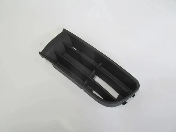 Volkswagen Polo 5 2002-2005 Sis Lamba Kapağı Sol Deliksiz) (Çift Farlı Tip) (Adet) (Oem No:6Q0853665F) ürün görseli 1