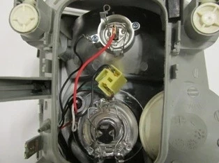 Volkswagen Volt 1996-2007 Lt35-Lt46 Far Lambası Sol Sisli - Vakumlu (Ayfar) (Adet) (Oem No:086736) ürün görseli 1
