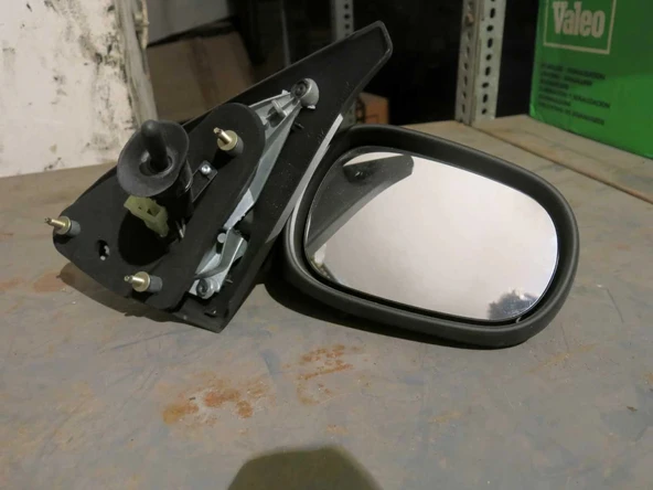 Renault Megane I 95 - 99 Dış Dikiz Aynası Sağ Kablo Tıpı, Dısbükey Cam Sağ   (Oem No:7700413314) ürün görseli 1