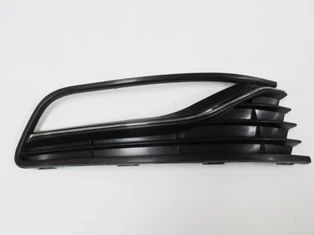 Volkswagen Polo 6 2014-2017 Sis Lamba Kapağı Sağ Delikli - Nikelaj Çıtalı (Tw) (Oem No:6C0854662C) ürün görseli 1