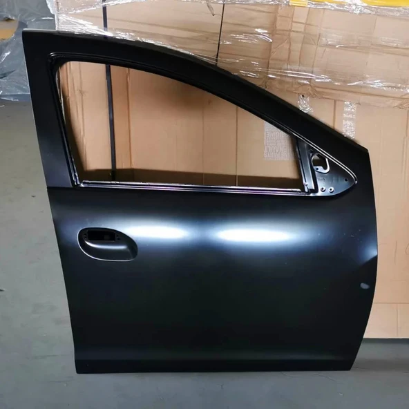 Dacia Duster 2018-2023 Ön Kapı Komple Sağ (Tw) (Oem No:801004534R) ürün görseli 1