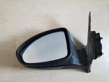 Chevrolet Captiva 2006-2014 Elektrikli Otomatik Katlanır Ayna Astarlı Sinyalli Sol (Oem No (96818113)) ürün görseli 1