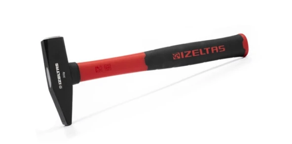 İzeltaş 14000 005215 500gr Fiber Saplı Çekiç ürün görseli 1