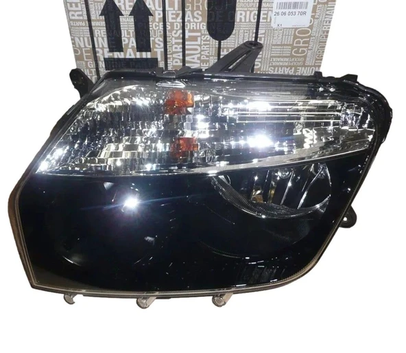 Dacia Duster (2009 Yılında Çıkan Kasa) Ön Far Siyah Manuel Sol (Oem No: 260605370R) ürün görseli 1