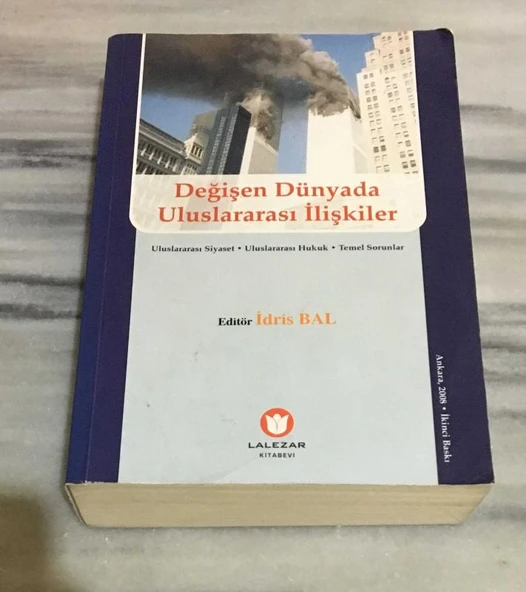 DEĞİŞEN DÜNYADA ULUSLARARASI İLİŞKİLER 2.BASKI(Sahafiye Kitap) ürün görseli 1