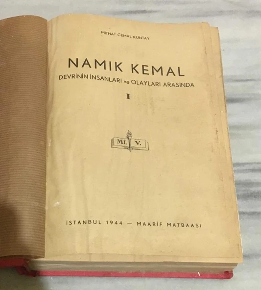 NAMIK KEMAL DEVRİNİN İNSANLARI VE OLAYLARI ARASINDA 1.CİLT(Sahafiye Kitap) ürün görseli 1