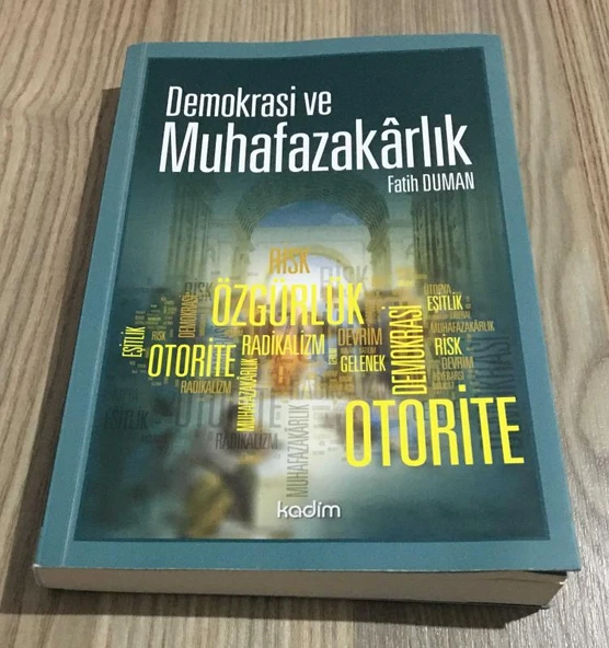DEMOKRASİ VE MUHAFAZAKARLIK Gerilim,Risk ve İmkanlar - İmzalı -(Sahafiye Kitap) ürün görseli 1