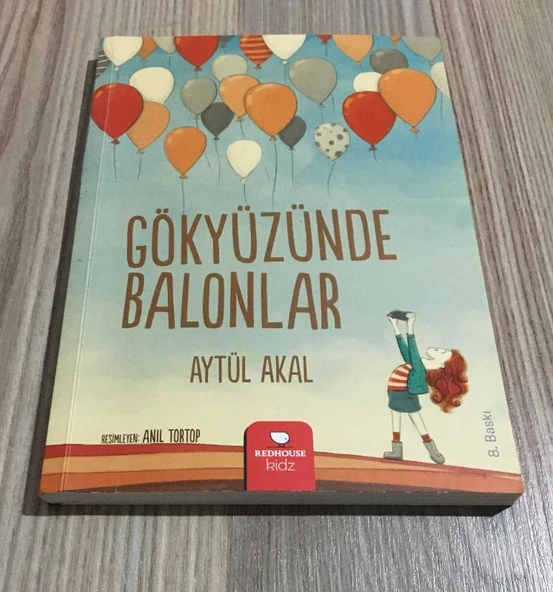 GÖKYÜZÜNDE BALONLAR 8.BASKI(Sahafiye Kitap) ürün görseli 1