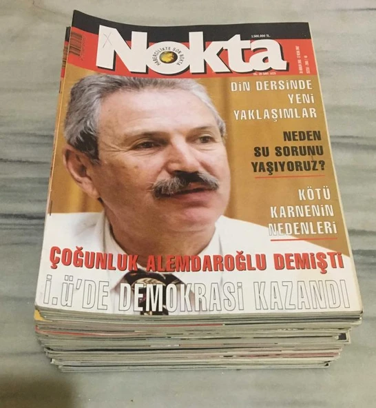 NOKTA Dergisi 30 Aralık 2001 17 Ocak 2002 Sayı 1025 Çoğunluk Alemderoğlu Demişti İ.Ü'DE DEMOKRASİ KAZANDI(Sahafiye Kitap) ürün görseli 1
