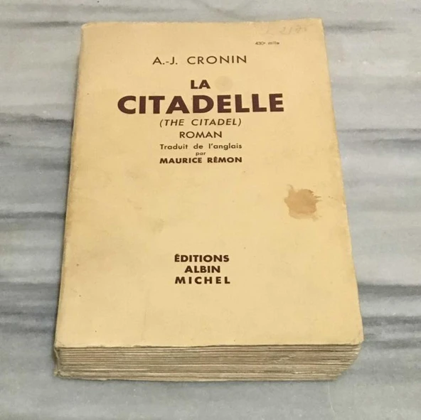 LA CITADELLE ( THE CITADEL )(Sahafiye Kitap) ürün görseli 1