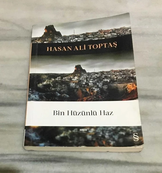 BİN HÜZÜNLÜ HAZ ( İMZALI )(Sahafiye Kitap) ürün görseli 1