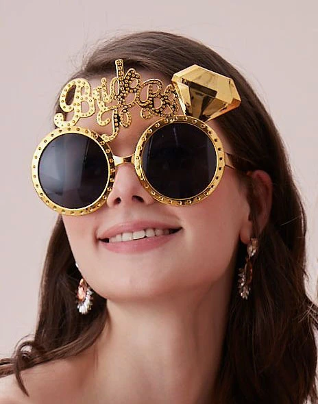 Altın Renk Bride To Be Yazılı Gelin Gözlüğü ürün görseli 1