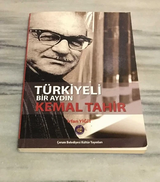 TÜRKİYELİ BİR AYDIN KEMAL TAHİR(Sahafiye Kitap) ürün görseli 1