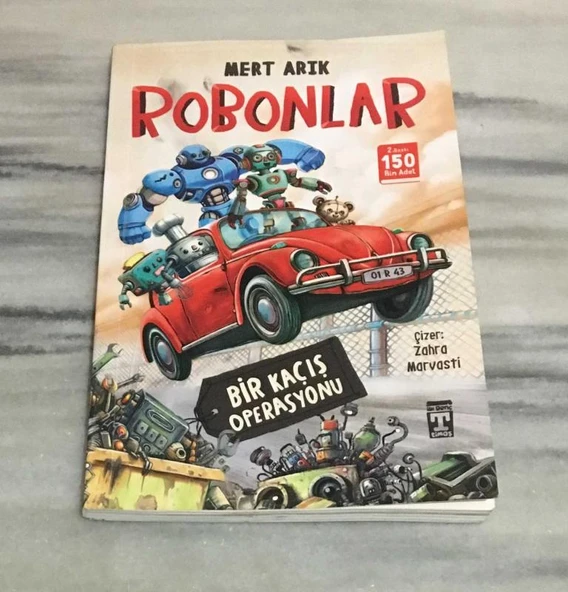 ROBONLAR Bir Kaçış Operasyonu 2.BASKI(Sahafiye Kitap) ürün görseli 1