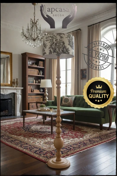 Ahşap Ayaklı Toile de Jouy Desenli Kumaş ve Metal Kasnaklı Başlık Lambader ürün görseli 1