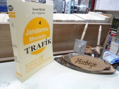 JANDARMA MEVZUATI TRAFİK - KANUNLARI TÜZÜKLERİ YÖNETMELİKLERİ ürün görseli 1