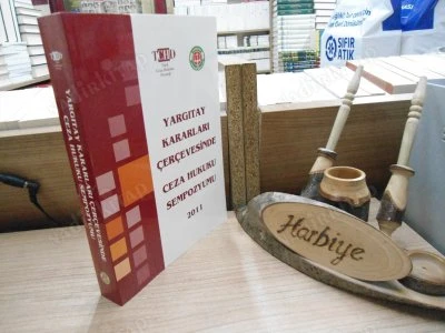 YARGITAY KARARLARI ÇERÇEVESİNDE CEZA HUKUKU SEMPOZYUMU 2011 ürün görseli 1