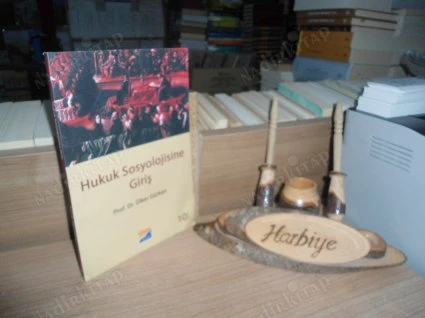 HUKUK SOSYOLOJİSİNE GİRİŞ - 10. BASKI ürün görseli 1