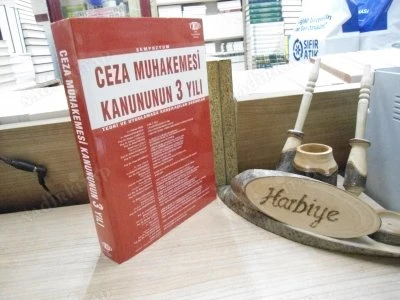 CEZA MUHAKEMESİ KANUNUNUN 3 YILI - TEORİ VE UYGULAMADA KARŞILAŞILAN SORUNLAR ürün görseli 1