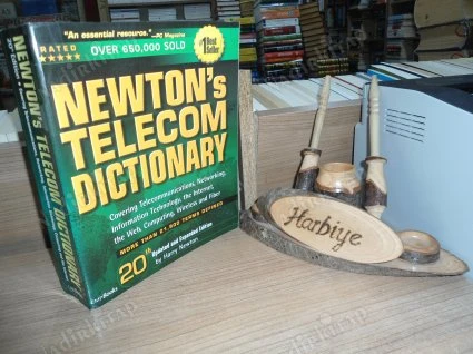 NEWTON'S TELECOM DICTIONARY - COVERING TELECOMMUNICATIONS, NETWORKING, INFORMATION TECHNOLOGY, THE INTERNET, THE WEB, COMPUTING, WIRELESS AND FIBER ürün görseli 1