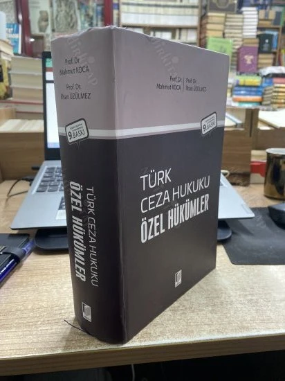 TÜRK CEZA HUKUKU ÖZEL HÜKÜMLER - GÖZDEN GEÇİRİLMİŞ VE GENİŞLETİLMİŞ 9. BASKI / CİLTLİ ürün görseli 1