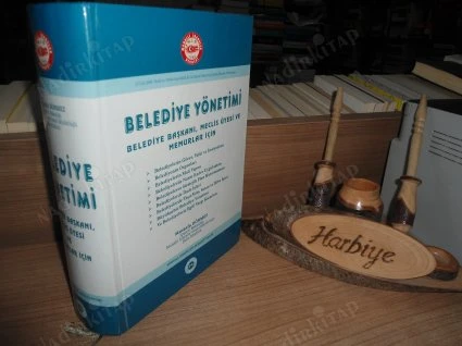 BELEDİYE YÖNETİMİ - BELEDİYE BAŞKANI, MECLİS ÜYESİ VE MEMURLAR İÇİN / CİLTLİ ürün görseli 1
