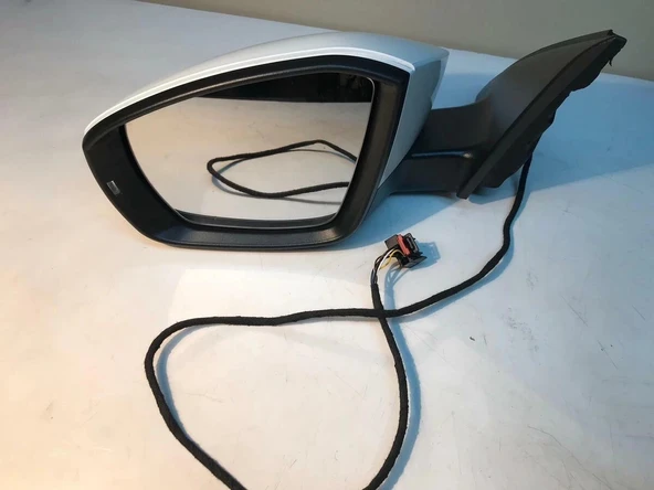 Skoda Octavia (2013 Yılında Çıkan Kasa) Dış Dikiz Aynası Elektrikli, Isıtmalı, Sinyalli, Astarlı Sol (Oem No: 5E1857507N ürün görseli 1