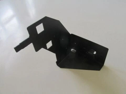 Renault Captur Ön Tampon Braketi Sac  Sol 2012-  (Oem No:  641815839R) ürün görseli 1