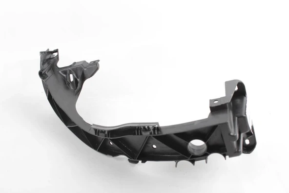 Bmw 1 Serisi 2004-2007 Ön Far Yuva Sacı Plastik Sağ (Oem No: 51647120824) ürün görseli 1