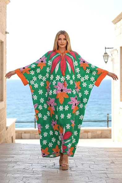 Yeşil Çiçekli Sıfır Yaka Yarasa Kollu Oversize Uzun Elbise ürün görseli 1