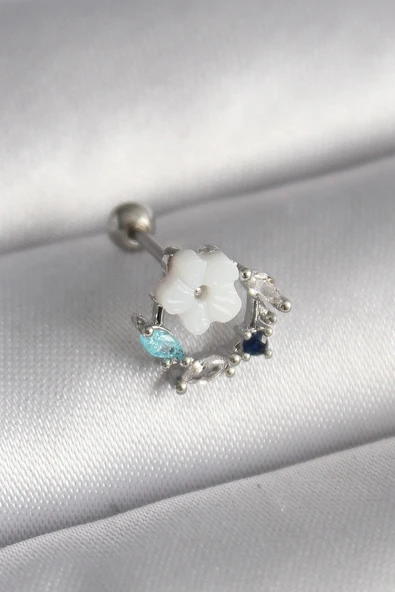316L Çelik Gümüş Renk Zirkon Taş Detay Beyaz Çiçek Model Tragus Piercing ürün görseli 1