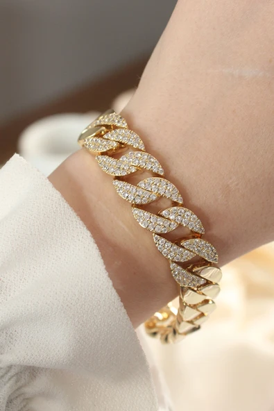 Vip Seri Pirinç Ortası Zirkon Taşlı Gold Renk Gurmet Bileklik - TJ-BB6048 ürün görseli 1
