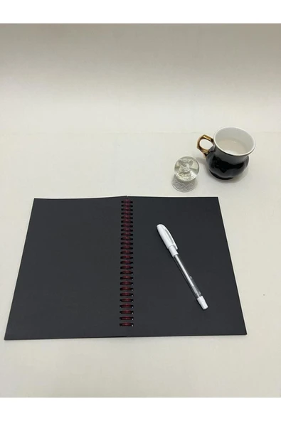 Notebook Siyah Yaprakli Spiralli Defter 15x21 Cm 100 gr 40 Yaprak 80 Sayfa Ve Beyaz Kalitli Jel Kalem ürün görseli 1