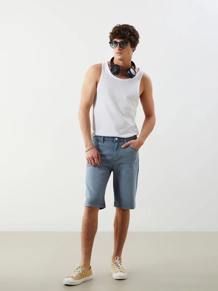 LCW Jeans Gri Slim Fit Erkek Jean Şort ürün görseli 1