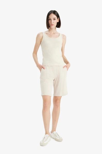 Defacto N7439 Bej Regular Fit Normal Bel Düz Paça Bermuda Şort - Resim 3