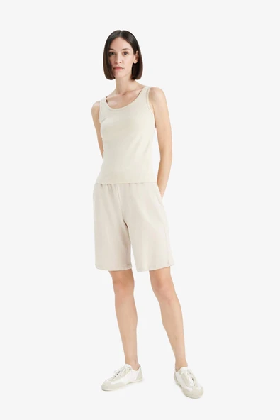 Defacto N7439 Bej Regular Fit Normal Bel Düz Paça Bermuda Şort - Resim 2