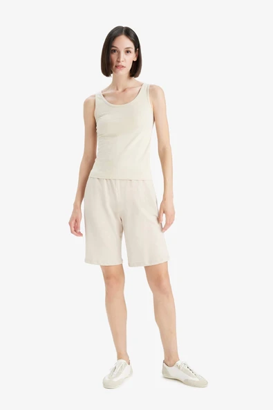 Defacto N7439 Bej Regular Fit Normal Bel Düz Paça Bermuda Şort - Resim 4