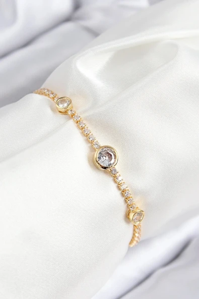 Pirinç Zirkon Taşlı Daire Model Gold Renk Asansörlü Kadın Bileklik ürün görseli 1