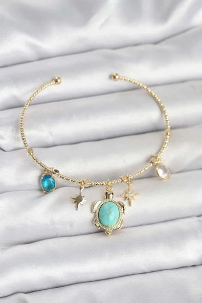 Caretta Caretta Charmlı Gold Renk Kadın Bileklik ürün görseli 1