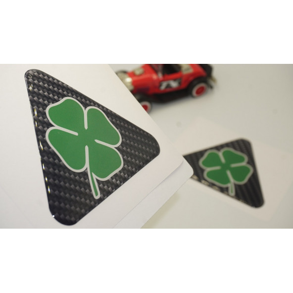 Alfa Romeo Yonca Logo Yan Çamurluk 3M 3D Karbon Damla Logo Amblem Seti ürün görseli 1