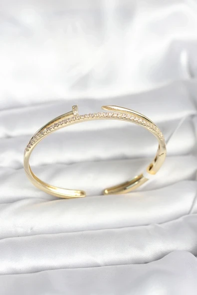 Pirinç Gold Renk Zirkon Taşlı Çivi Model Kadın Kelepçe Bileklik ürün görseli 1