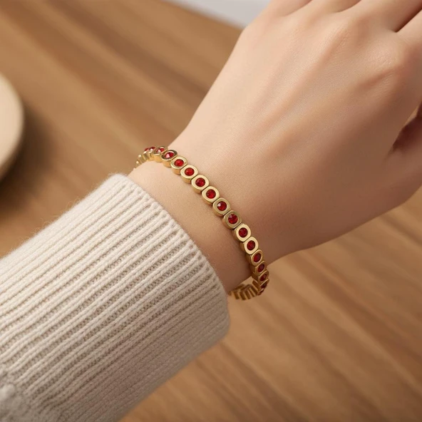 Kadın 14K Kaplama Gold Kırmızı Taşlı Çelik Lastik Bileklik ürün görseli 1