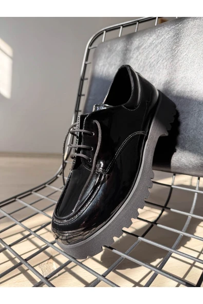 Kuback AKB-KX6 Kömür Rugan Bağcıklı Günlük Unisex Ayakkabı ürün görseli 1