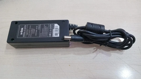 S-Link SL-40W  Notebook Adaptör 10.0 V / 3.0 A NOTEBOOK ADAPTÖRÜ (2.EL-SAĞLAM) ürün görseli 1